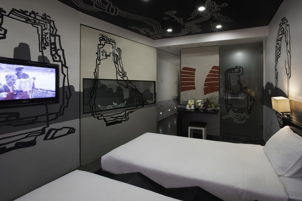 Thang Long Espana Hotel
