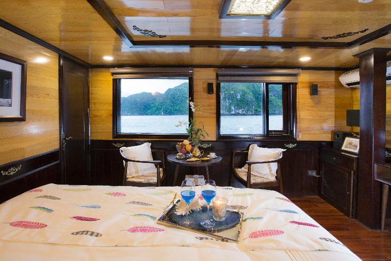 Hotel Hera Cruises Hanoi
