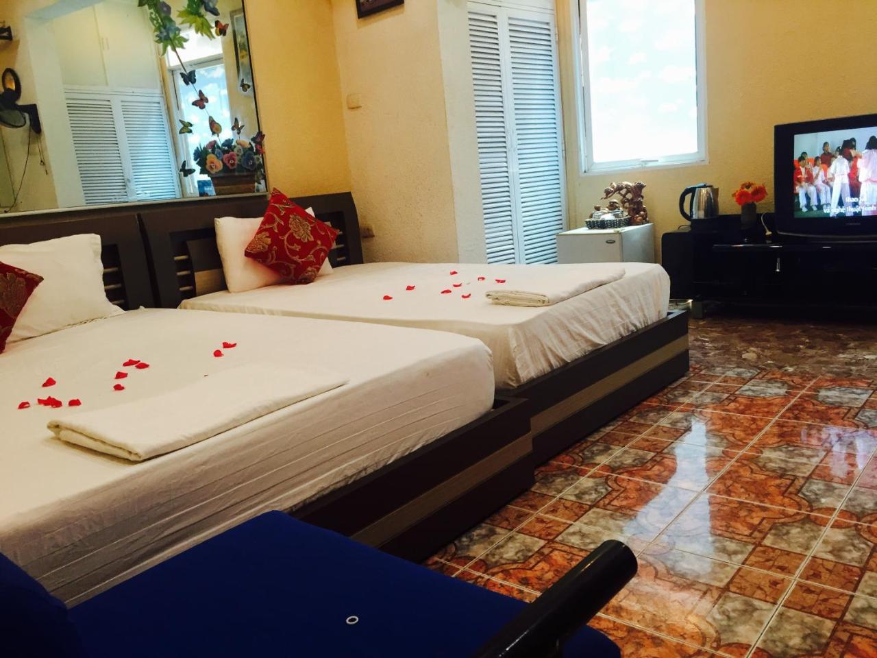 Hue's Family Bed & Breakfast