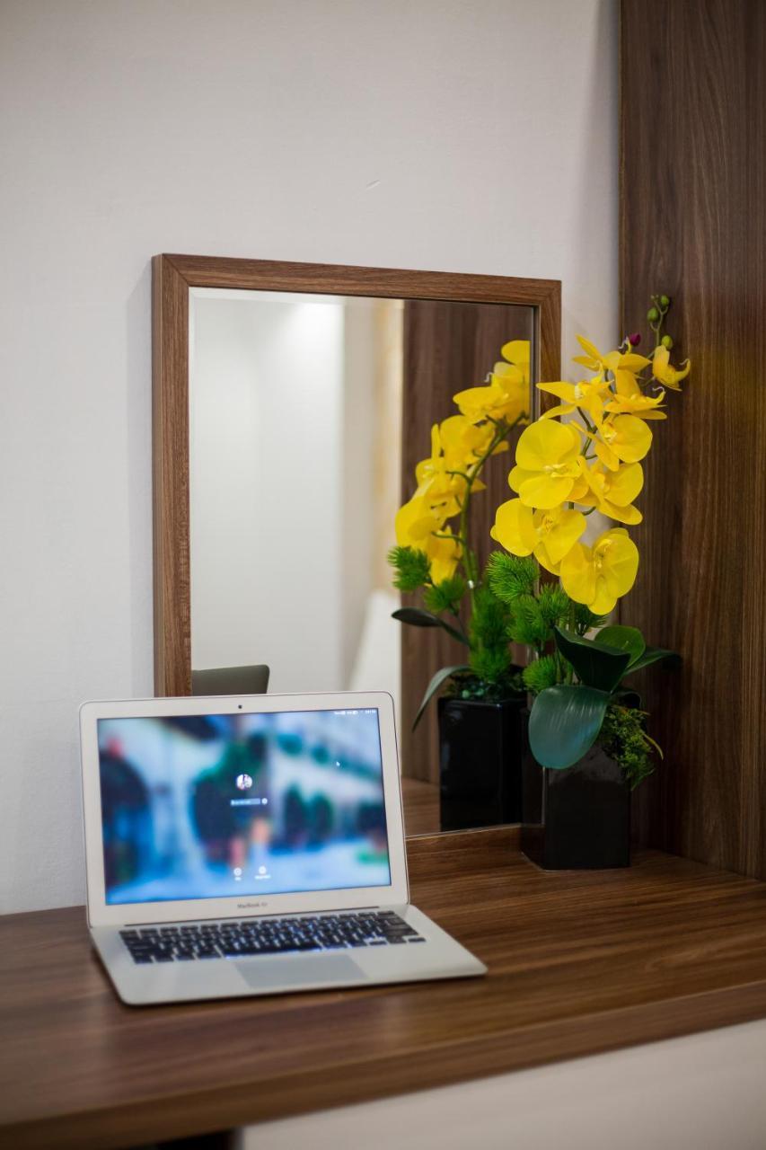 Iris Legend Hotel Hanoi