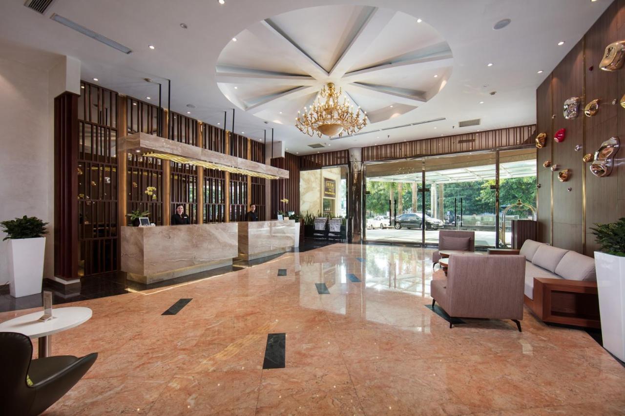 Hotel Side