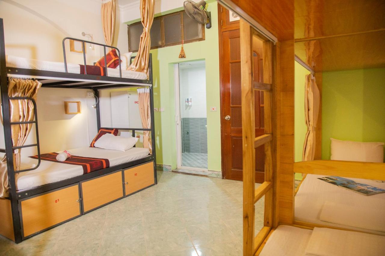 Hostel Backpackers *