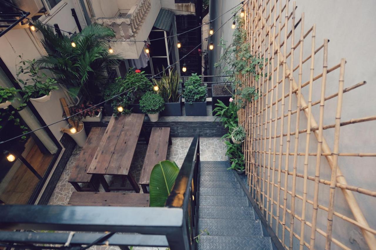 Homestay The Gallery House *