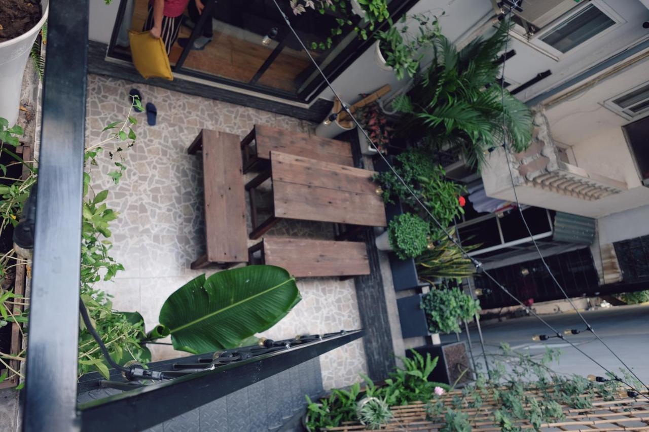 Homestay The Gallery House *