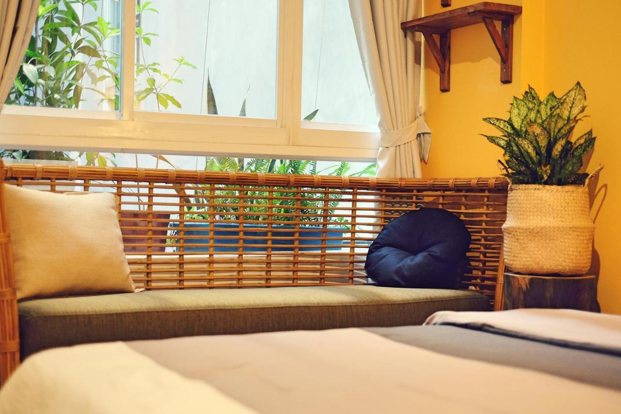 Homestay The Gallery House *