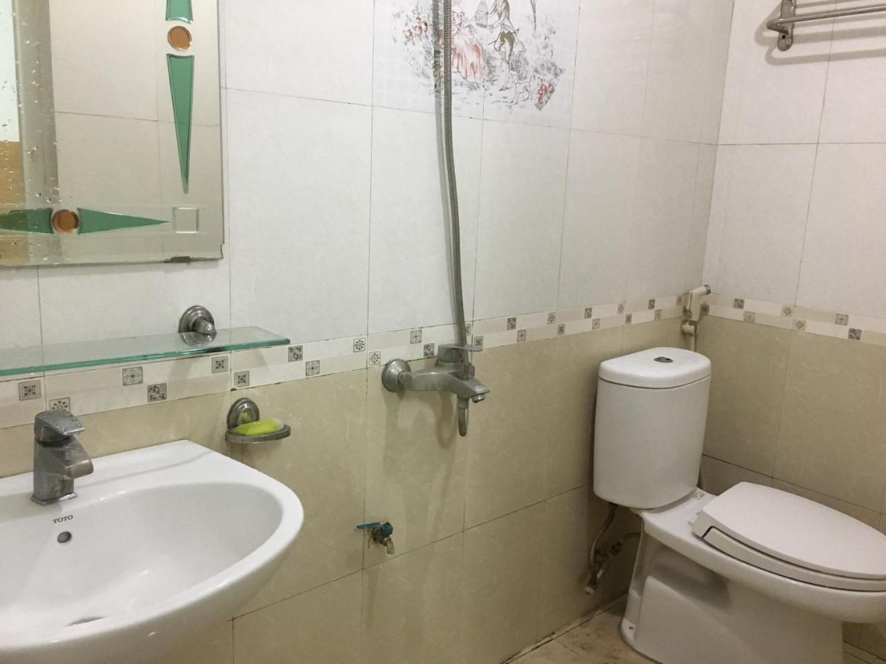 Khách sạn Hoang Gia 2*