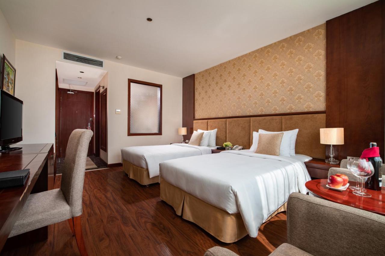 Nesta Hotel 4*