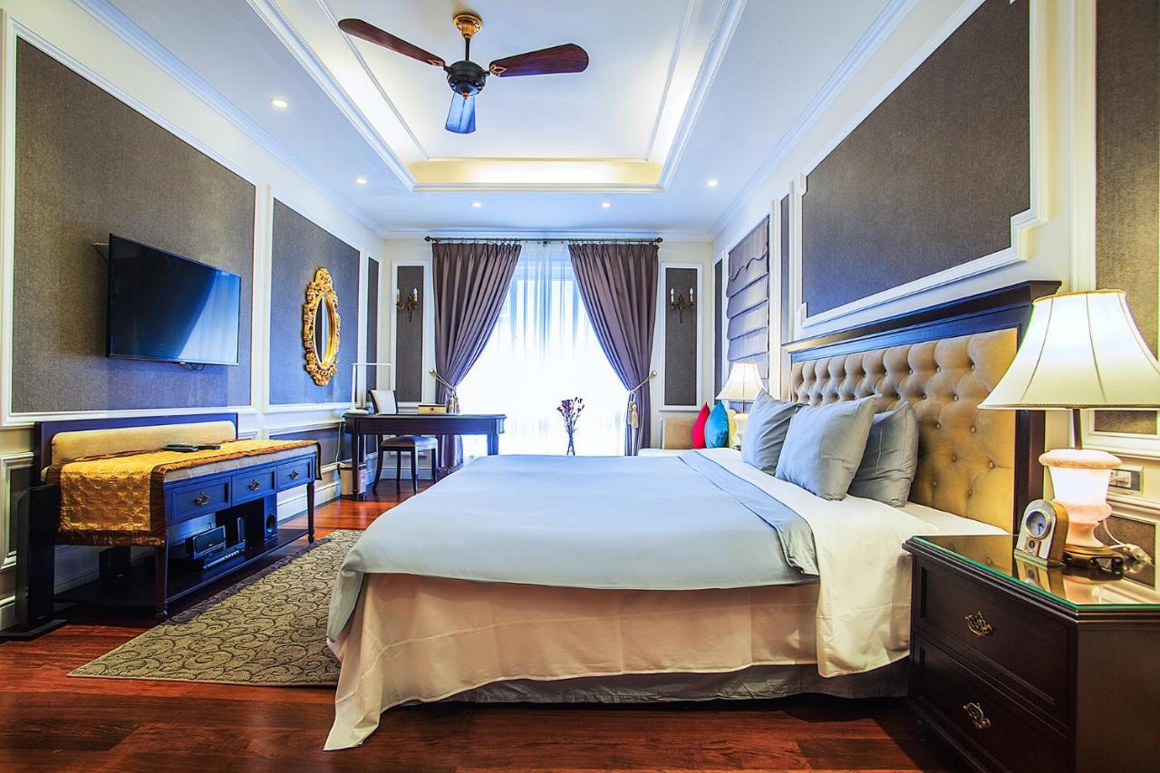 Hotel New Era & 4*