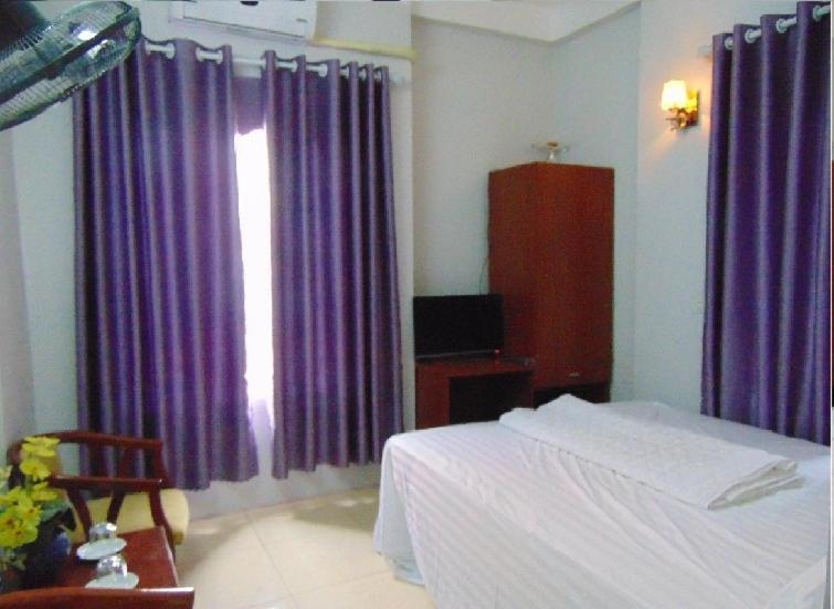 Huy Hoang Airport Bed & Breakfast