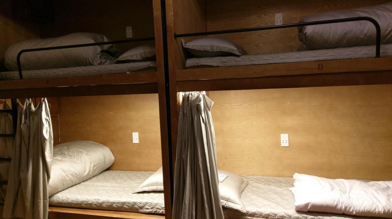 Capsule Capsule hotel Hanoi
