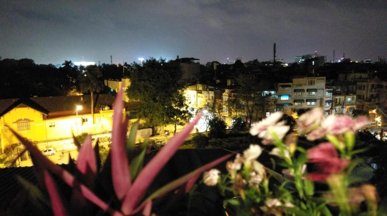 Capsule Hanoi