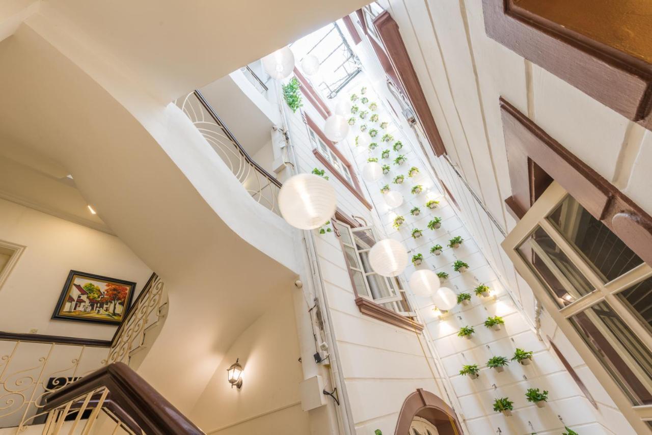 Hestia Legend Hotel 3*