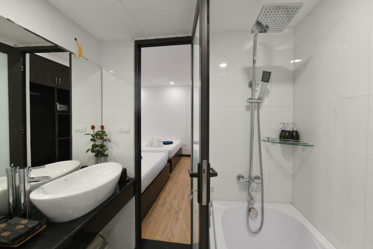 Elpis Hotel