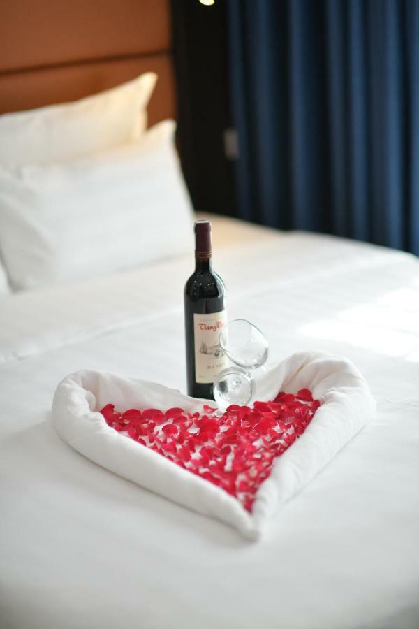 Elpis Hotel 3*