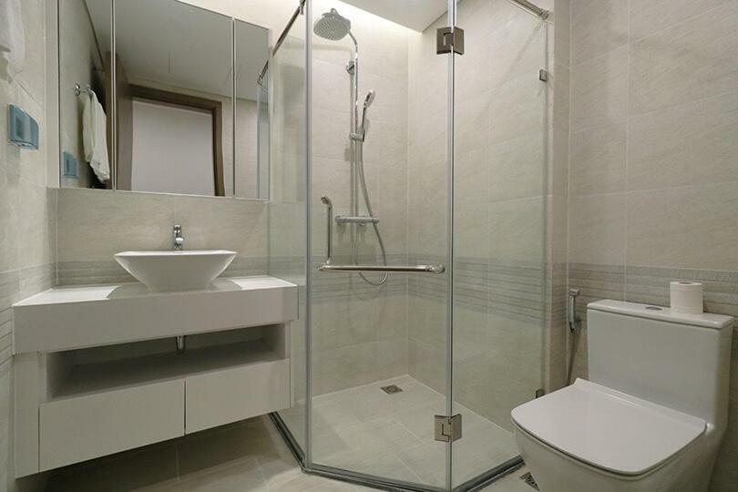 Vinhomes Metropolis Luxury 2 Br * Hanoi