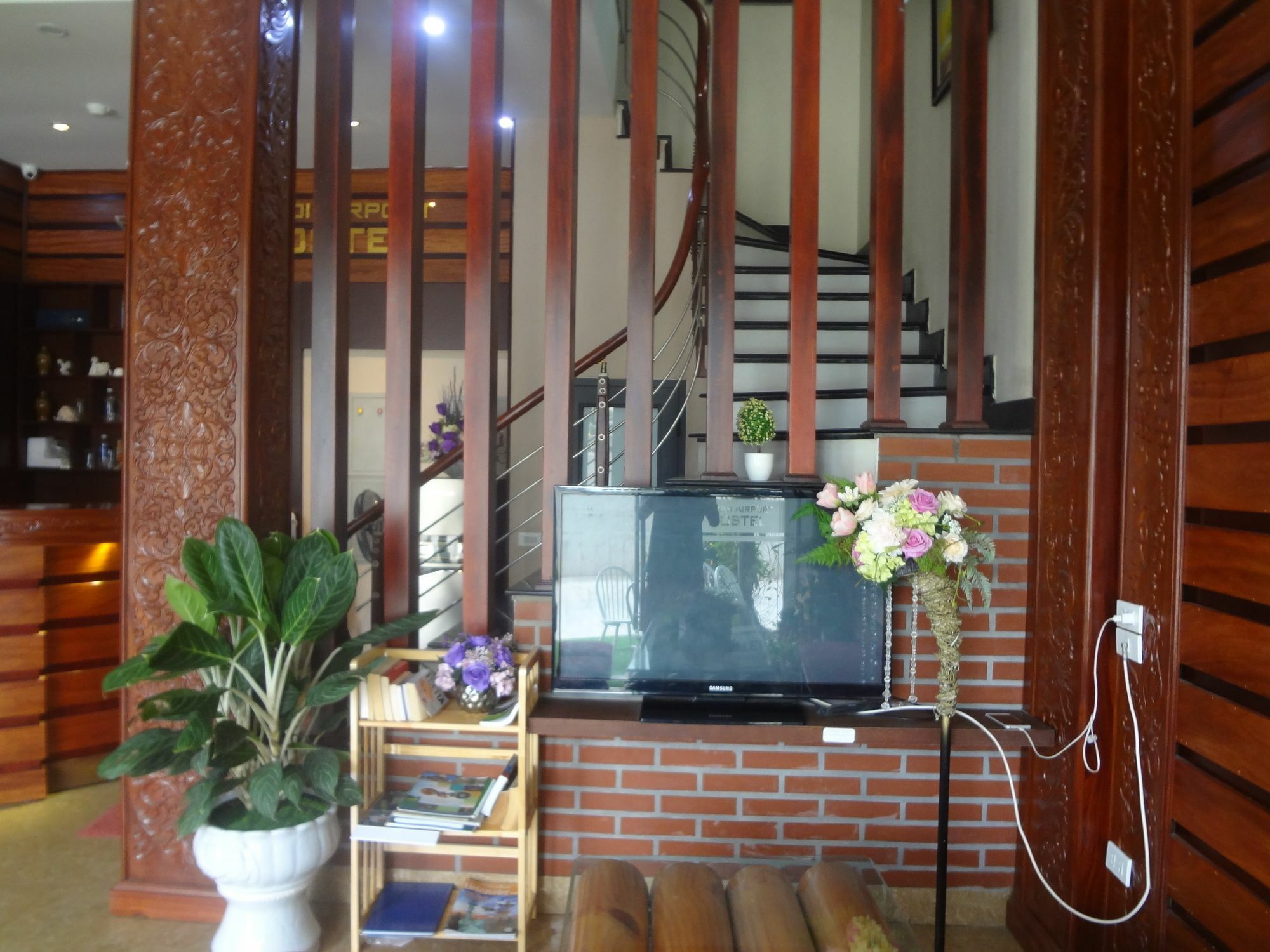 Hostel Hanoi Airport - Convenient & Friendly