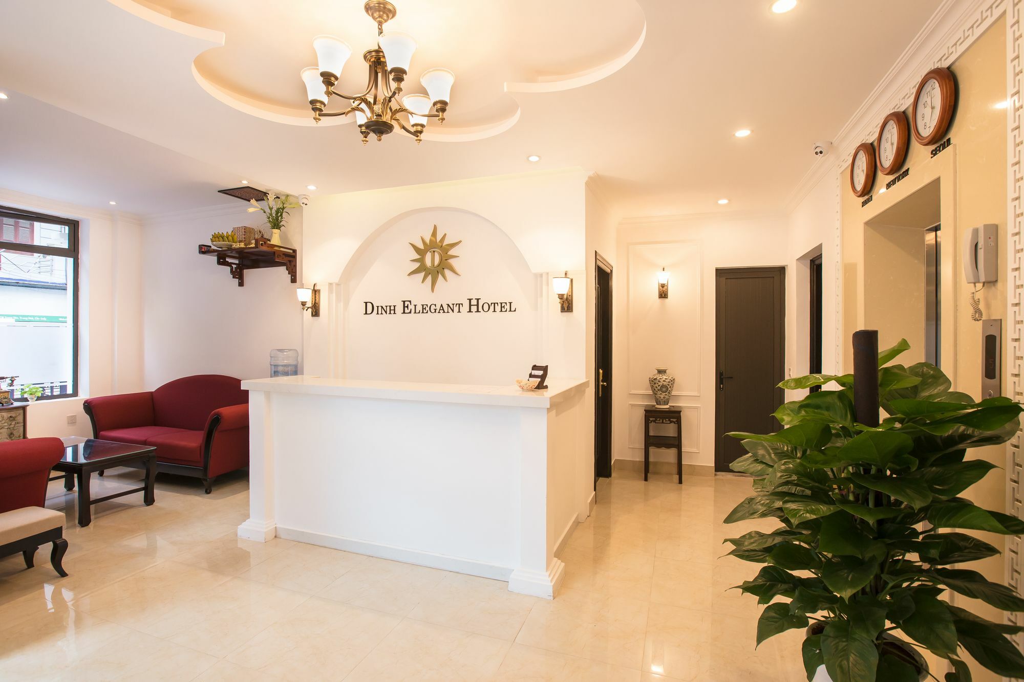 Dinh Elegant 3* Hanói