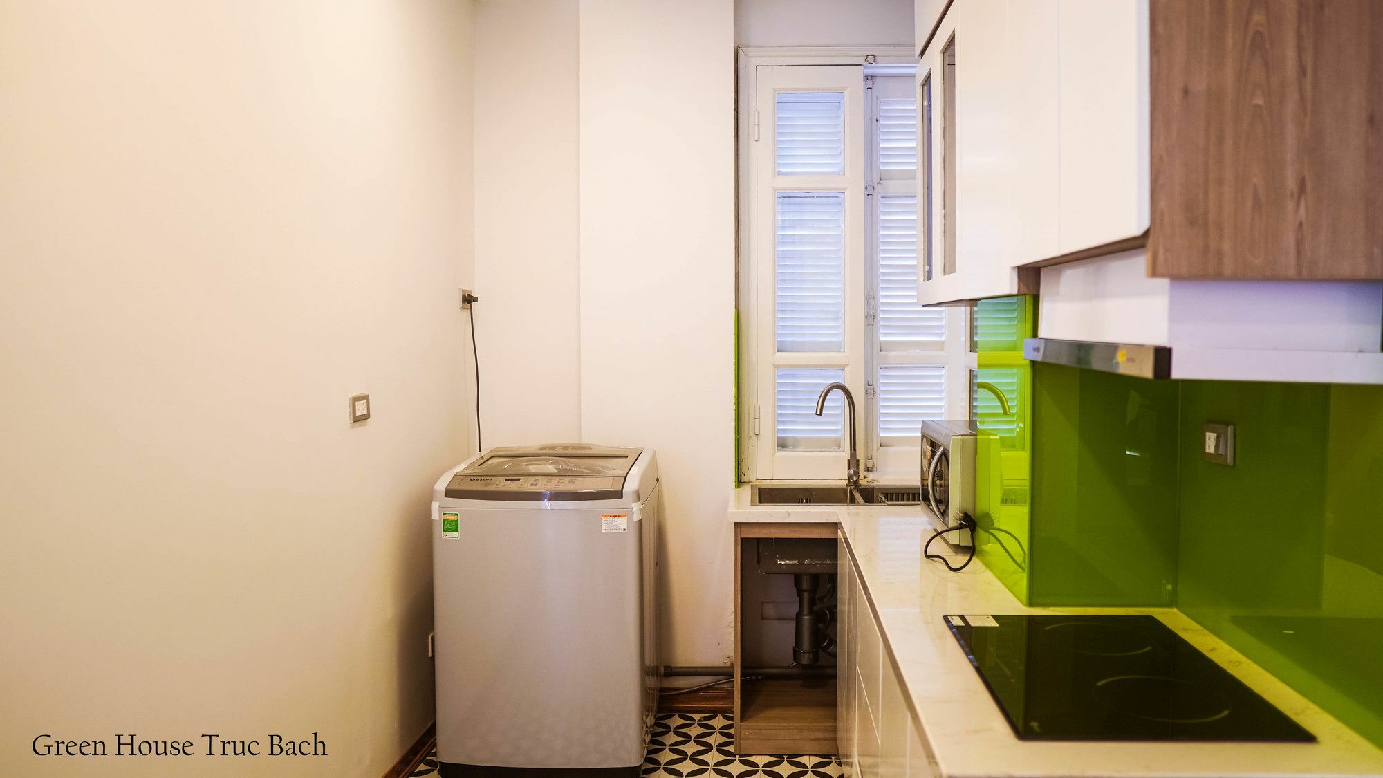 House Serviced Aparthotel