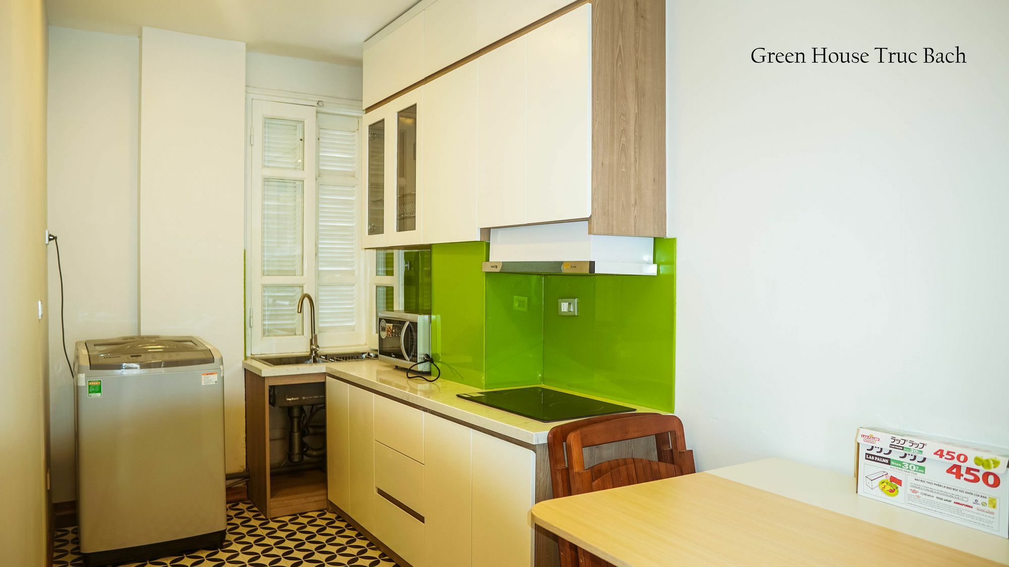 House Serviced Aparthotel