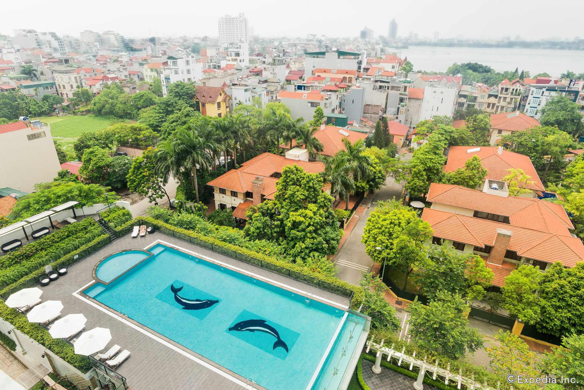 Khách sạn Elegant Hồ Tây