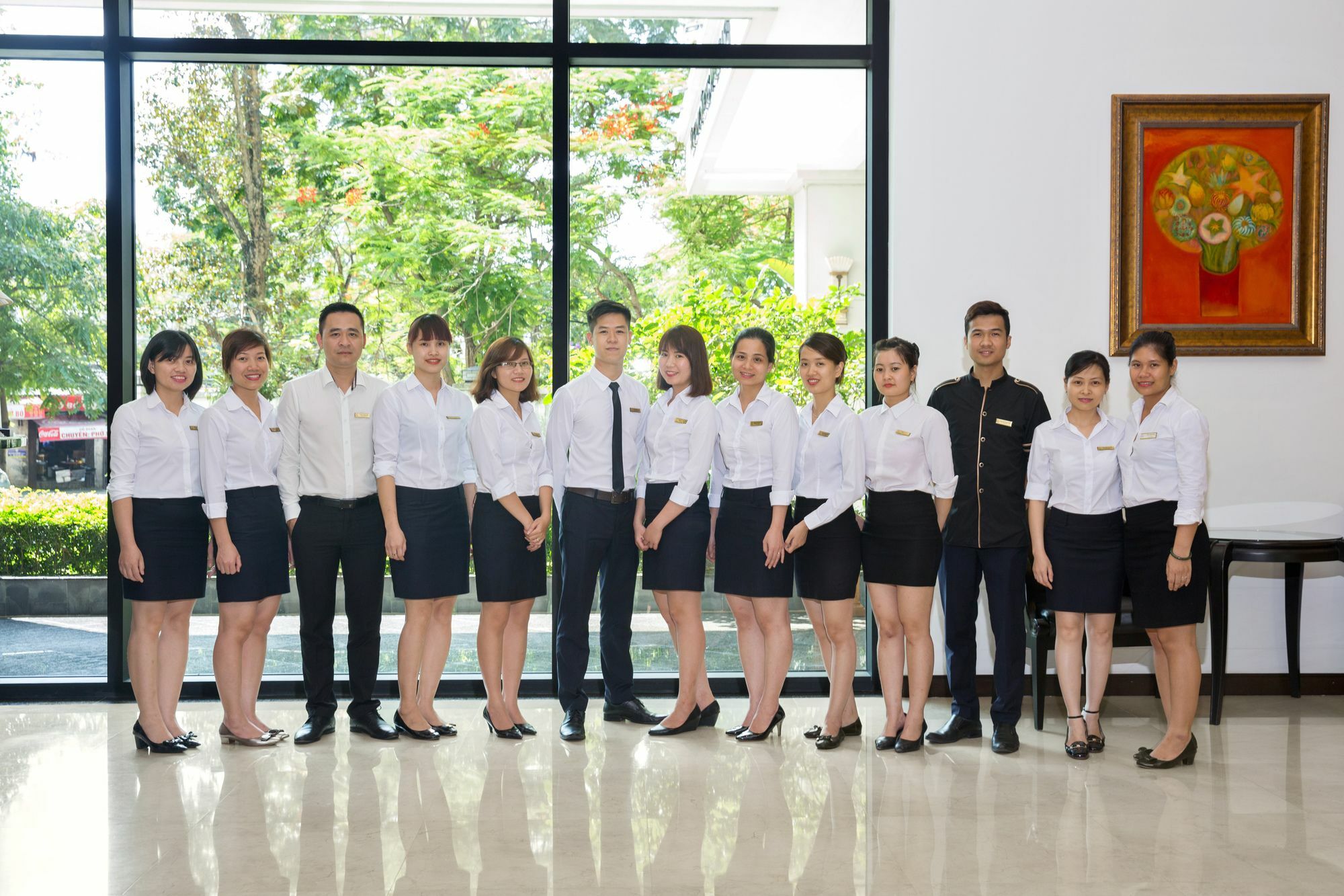 Elegant Westlake Hotel