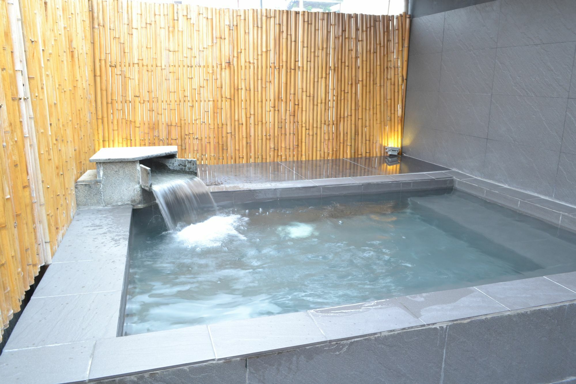 Azumaya Ba Trung 2 Hanoi