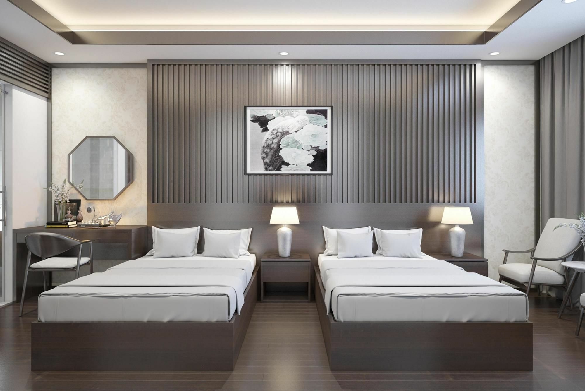 T&m Luxury Hotel