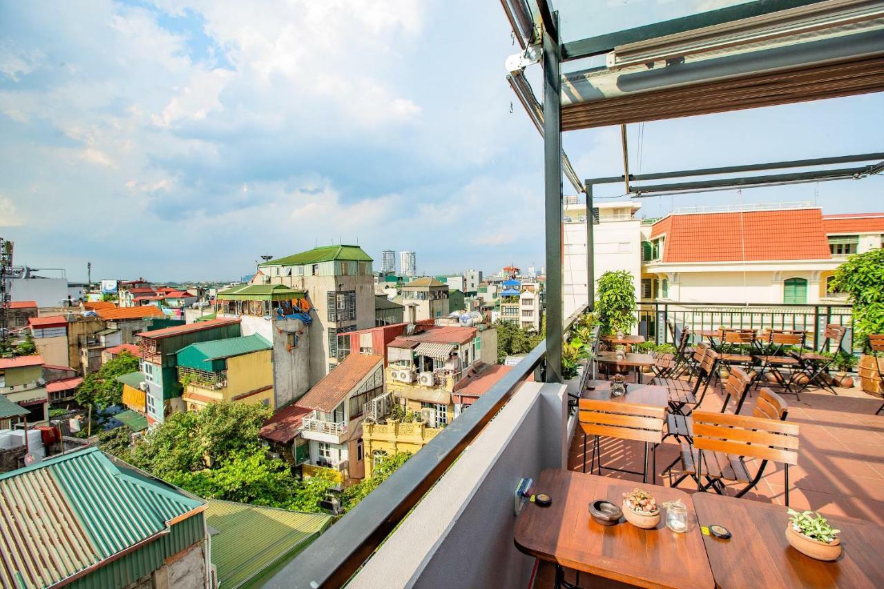 Picturesque * Hanoi