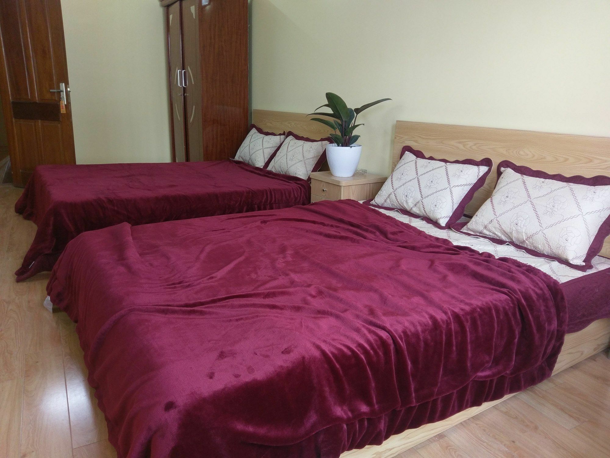 Housing Service Hotel 2*
