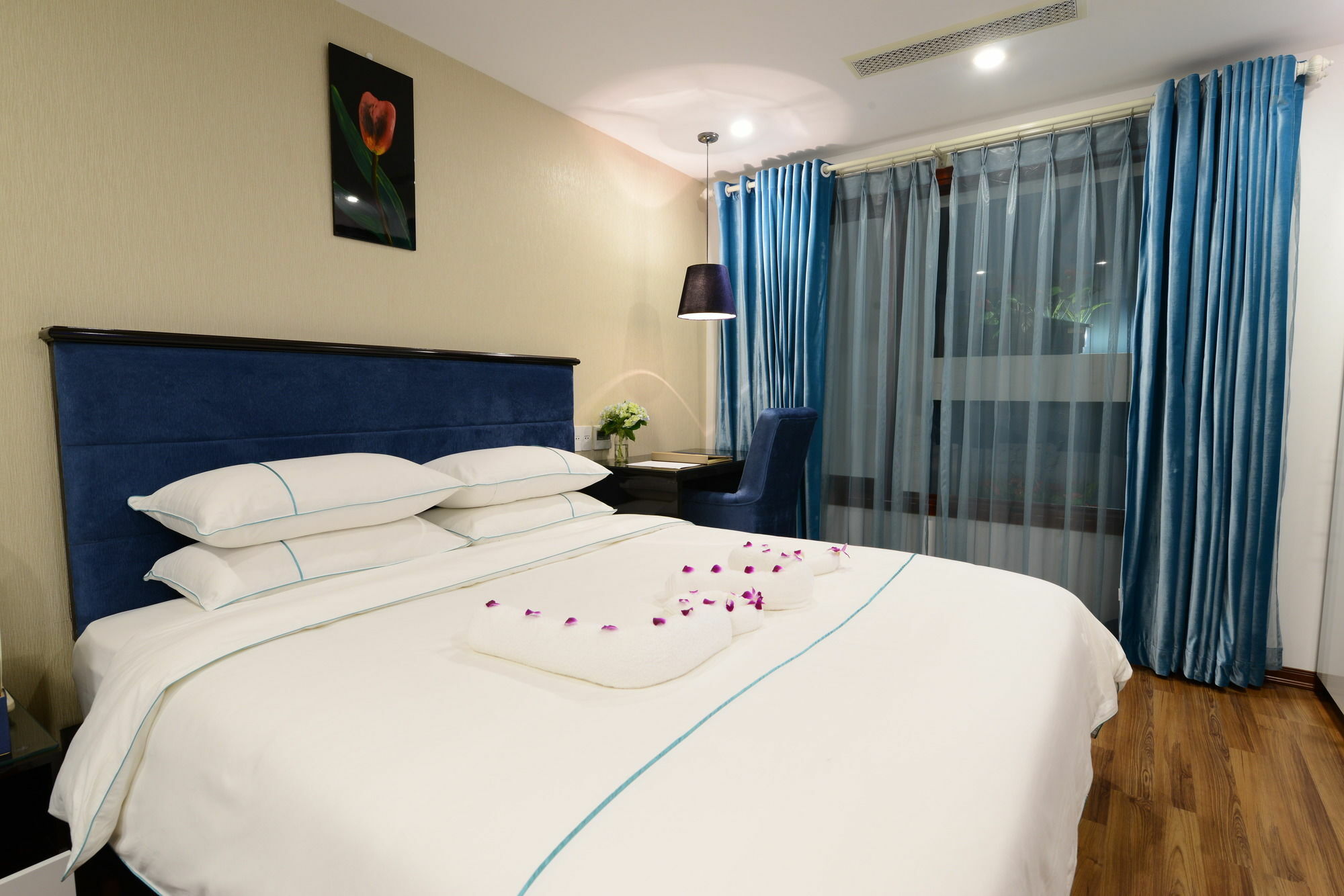 Hotel Emerald Waters 4*