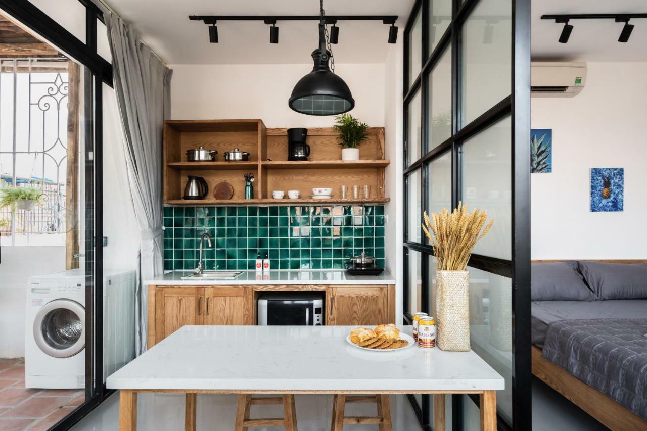 Nyna House-luxury-clean-sword