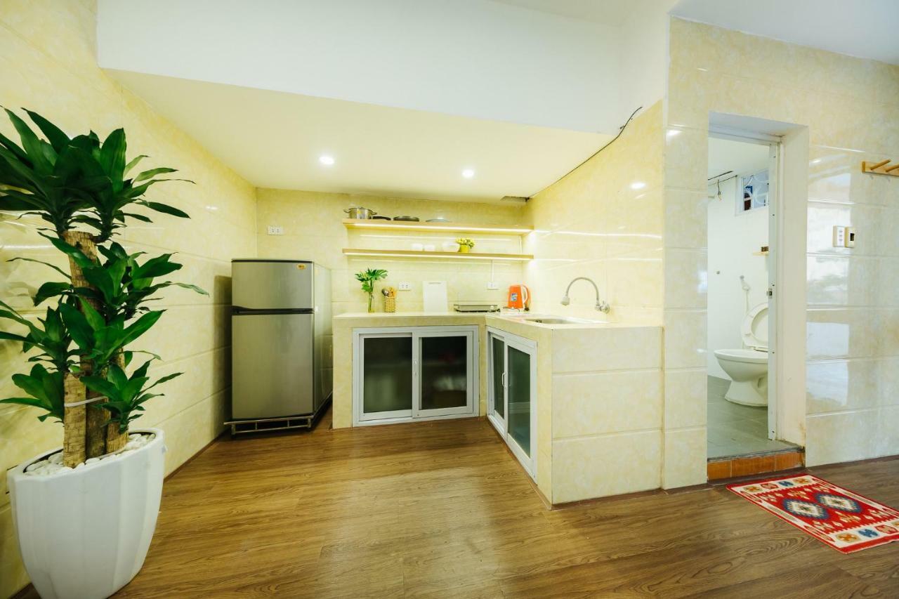 Buzz 2 Bedroom In Old Quarter With Balcony