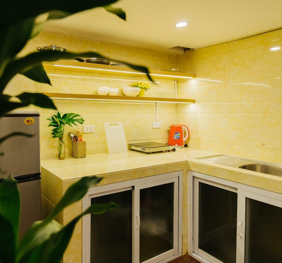 Buzz 2 Bedroom In Old Quarter With Balcony Apartment Hanoi