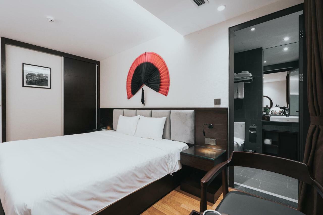 Fiesta & 4* Hanoi