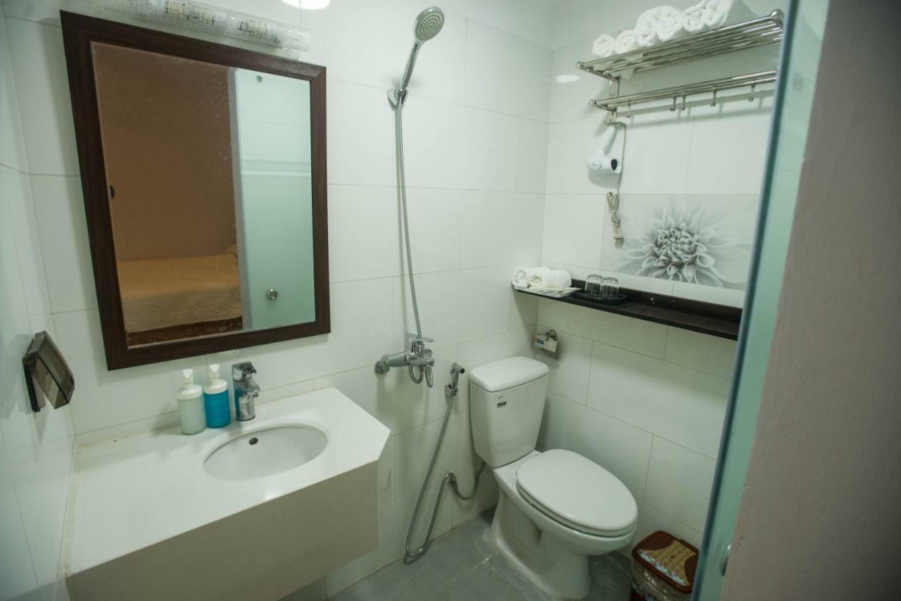 Hotel 365 Days Hanoi