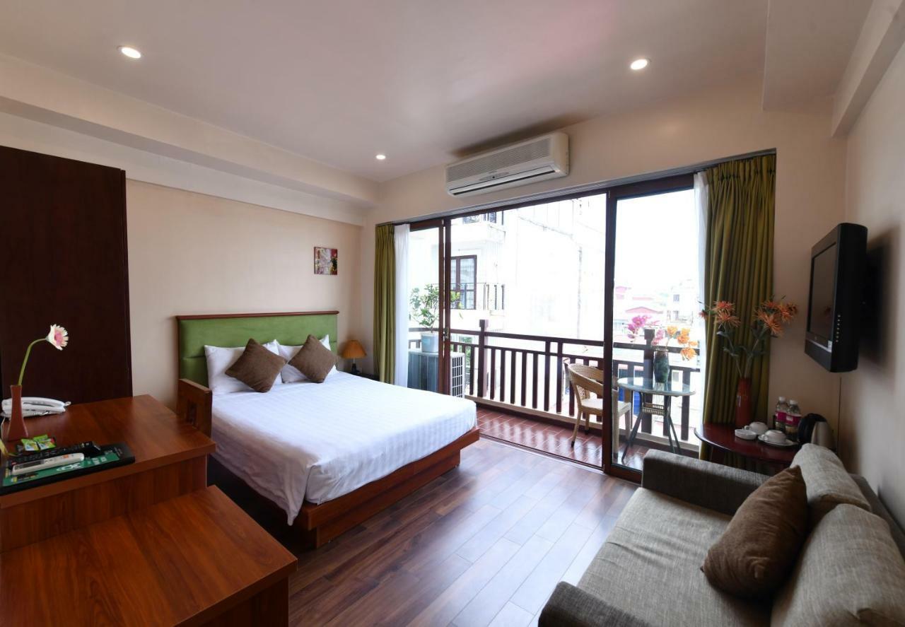 Old Quarter 4* Hanoi
