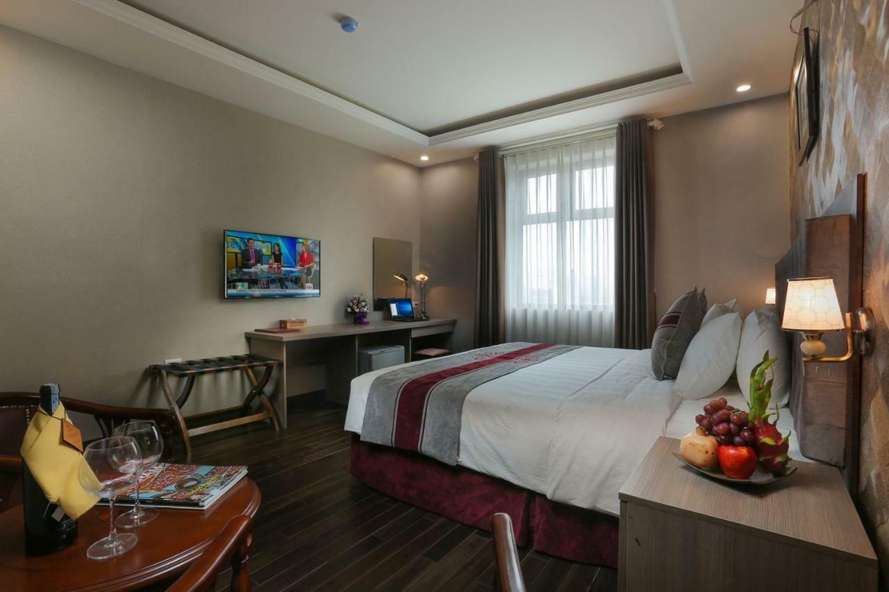 Oasis Hotel 3*