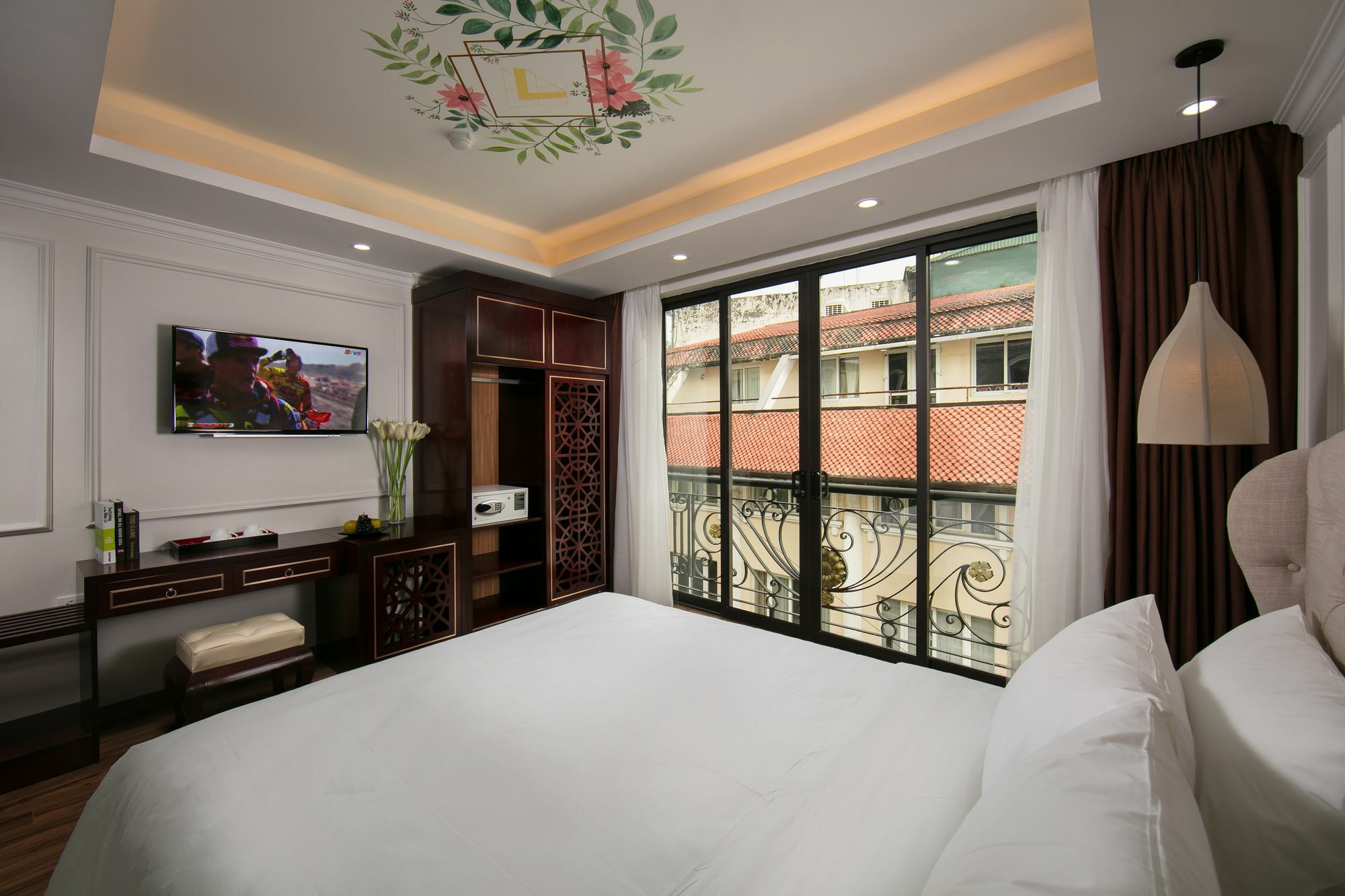 Golden Legend Palace & Travel Hotel Hanoi