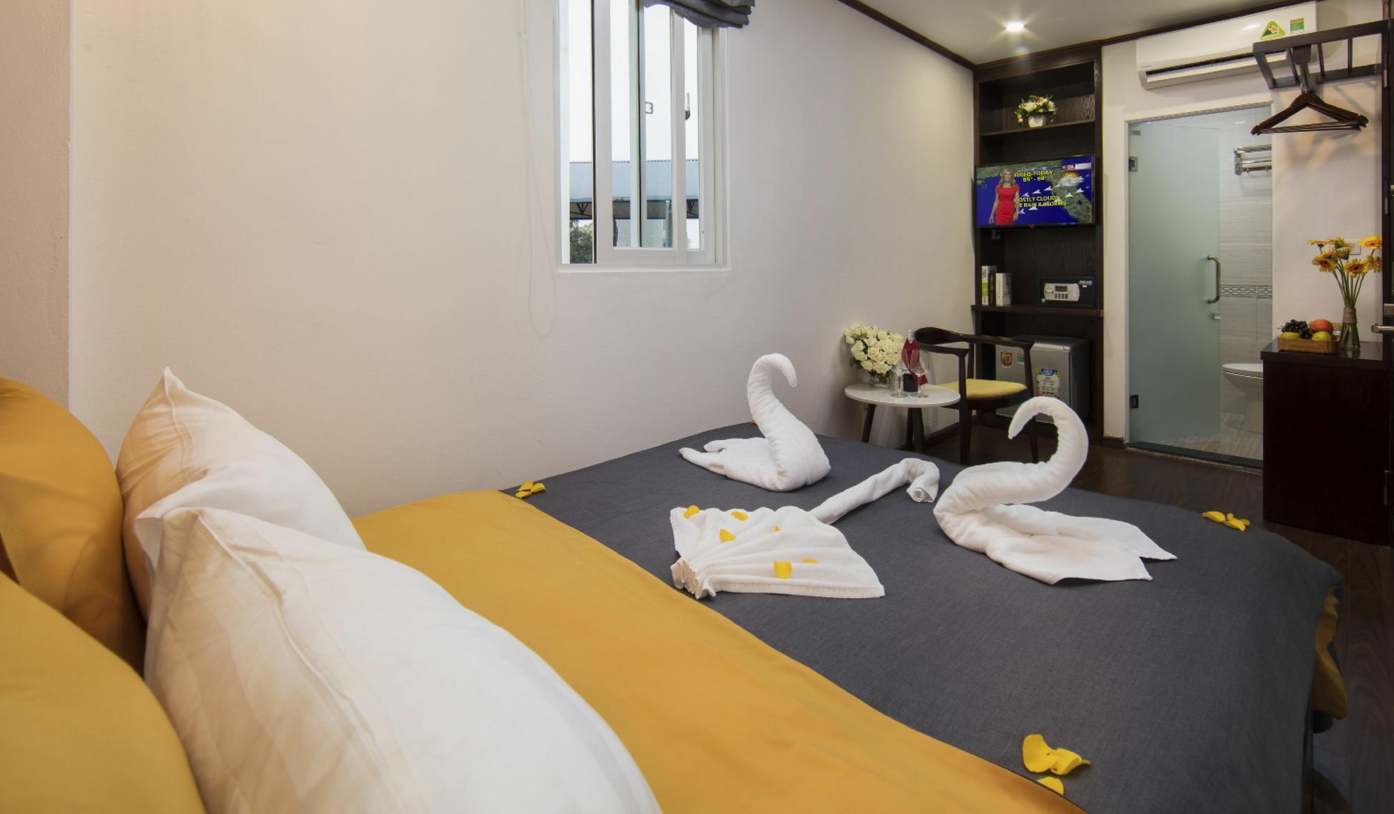 Mayflower Hotel- Old Quarter 3*