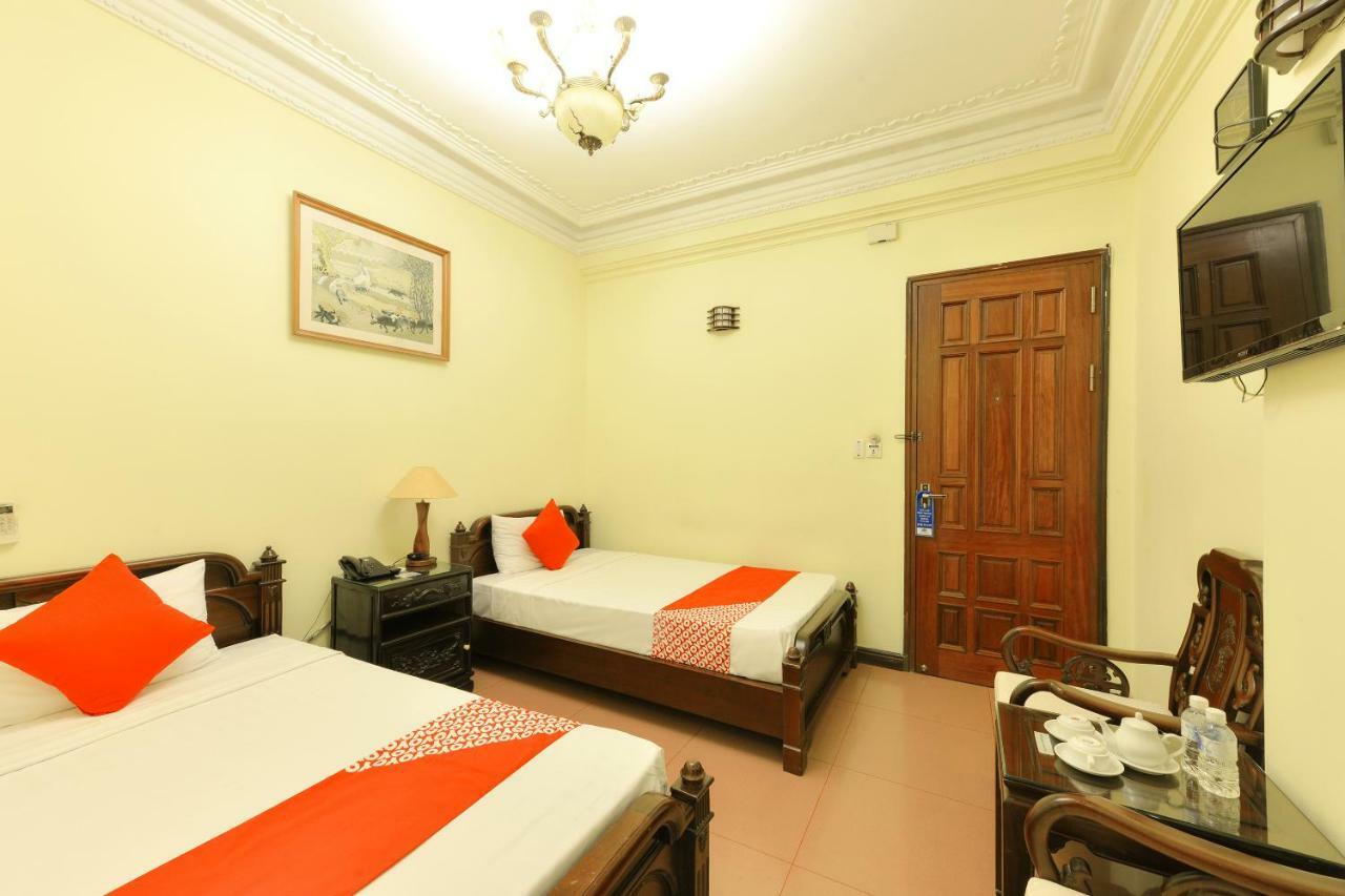 Lucky 2 & Travel Hotel Hanoi
