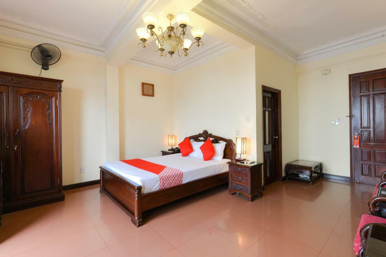 Lucky 2 & Travel Hotel 3*