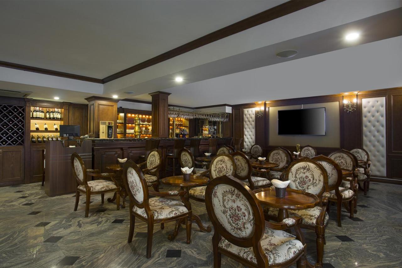 Hotel Oasis