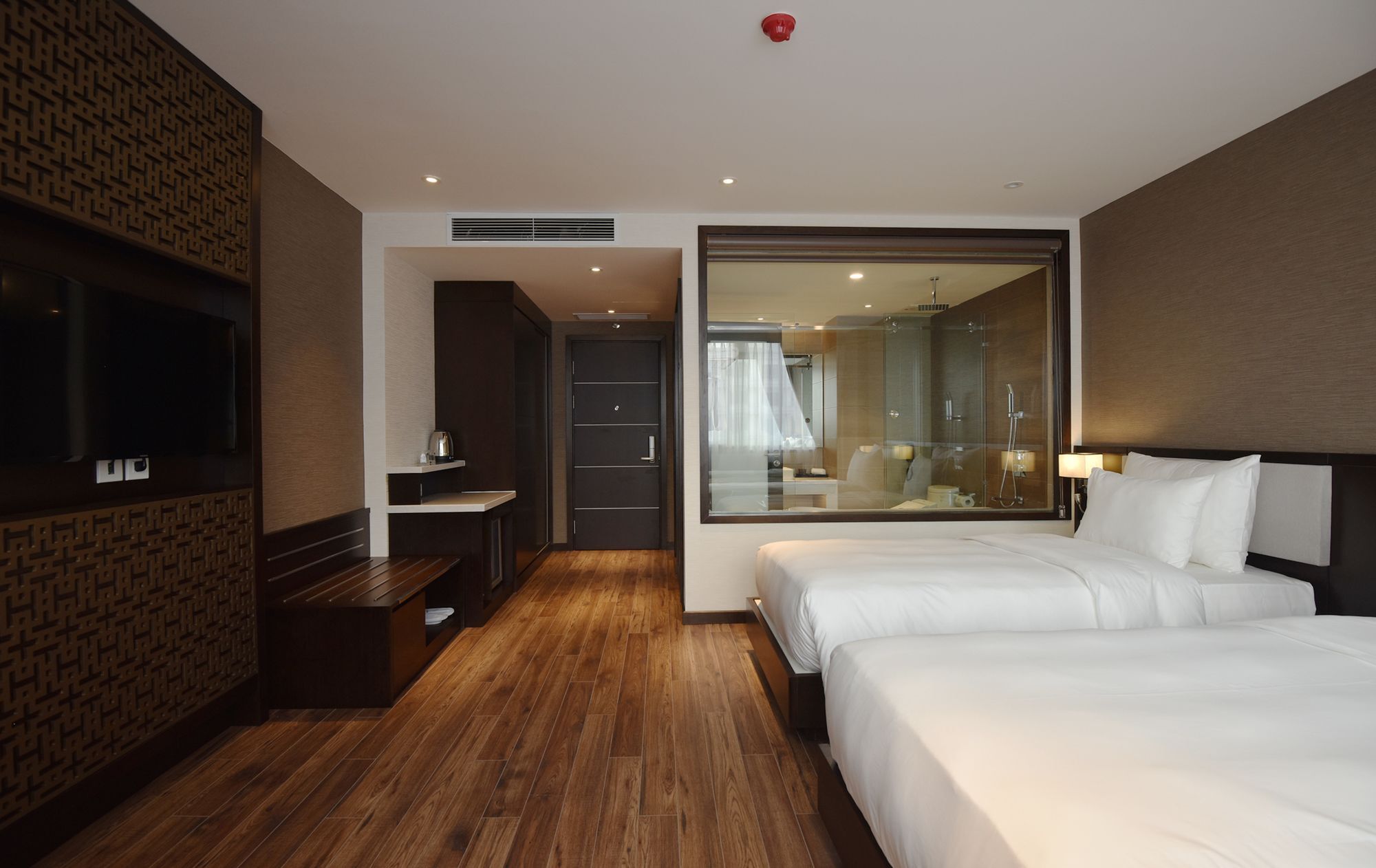 Hotel Grandiose & 4*