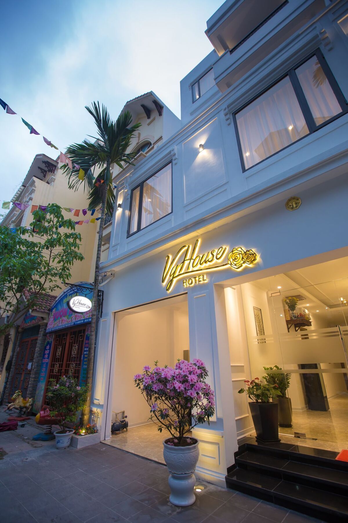Vy House Hotel Hanoi