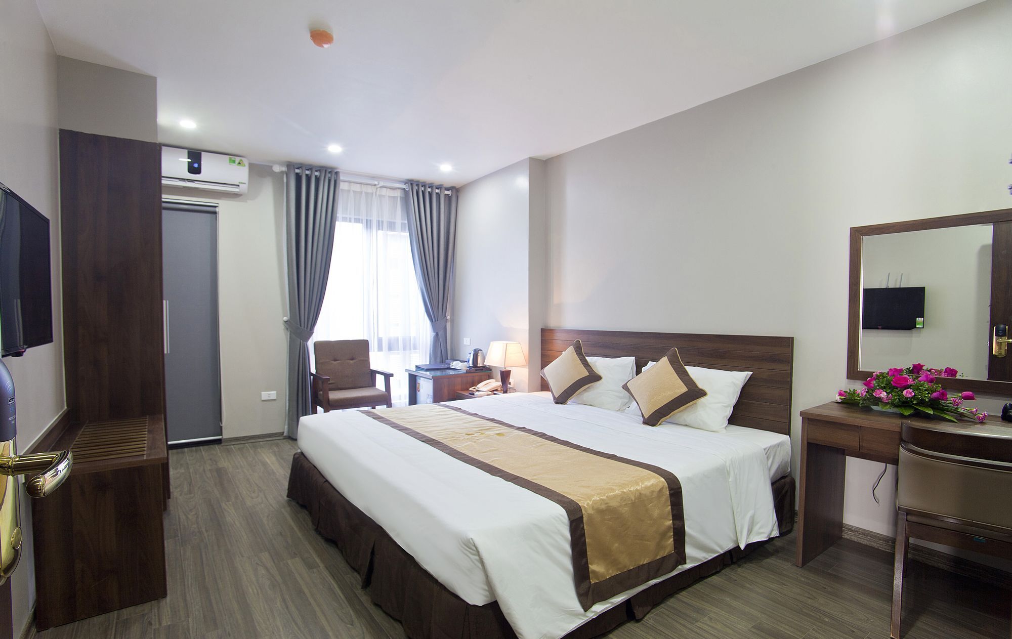 Victor 3* Hanoi