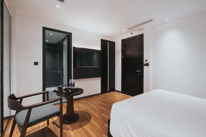 Fiesta & 4* Hanoi