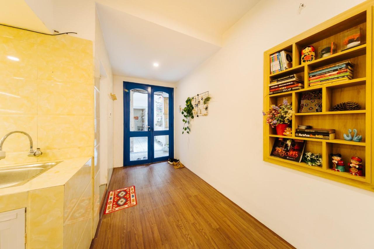 Buzz 2 Bedroom In Old Quarter With Balcony Apartment Hanoi