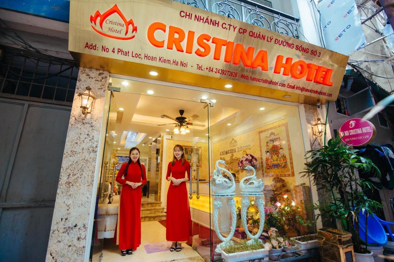 Cristina & Travel Hanoi