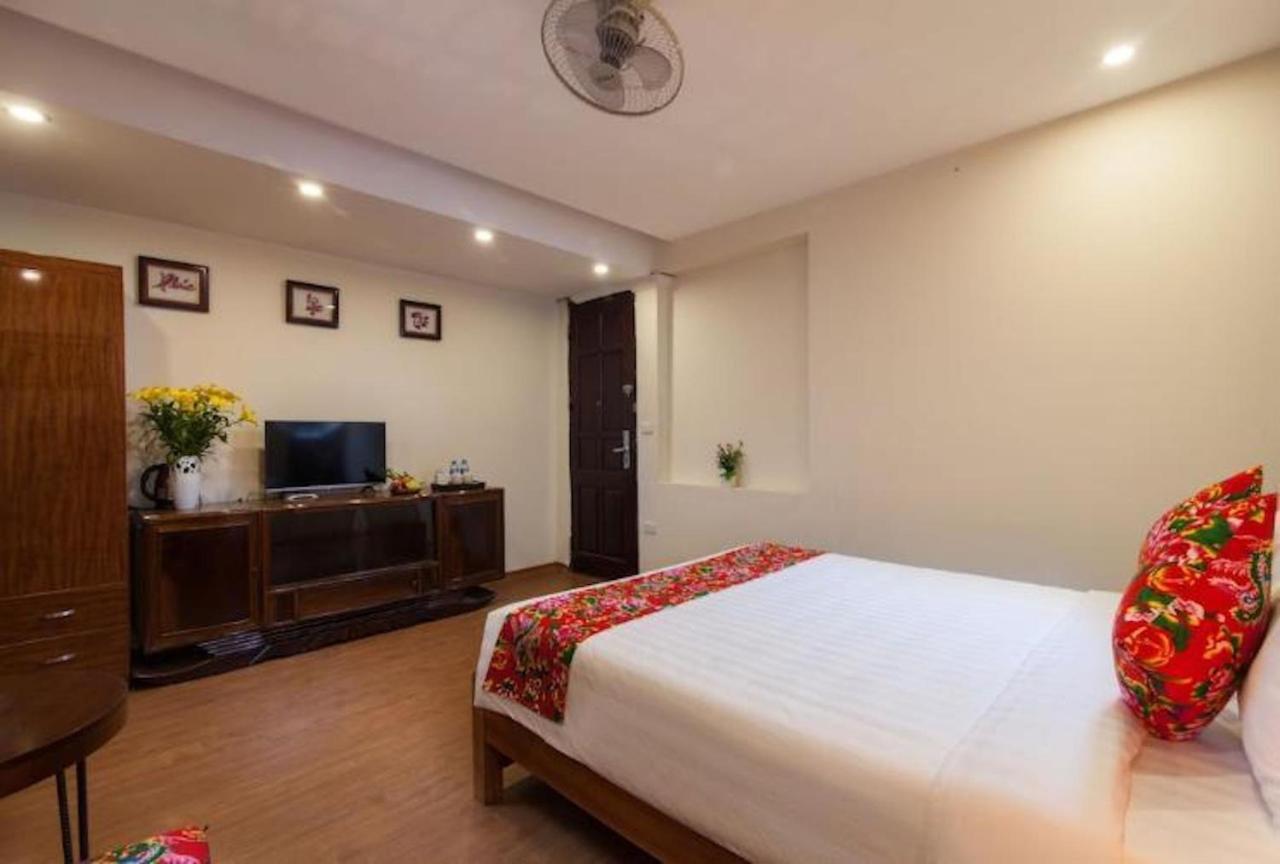 Dollar & Travel 2* Hanoi