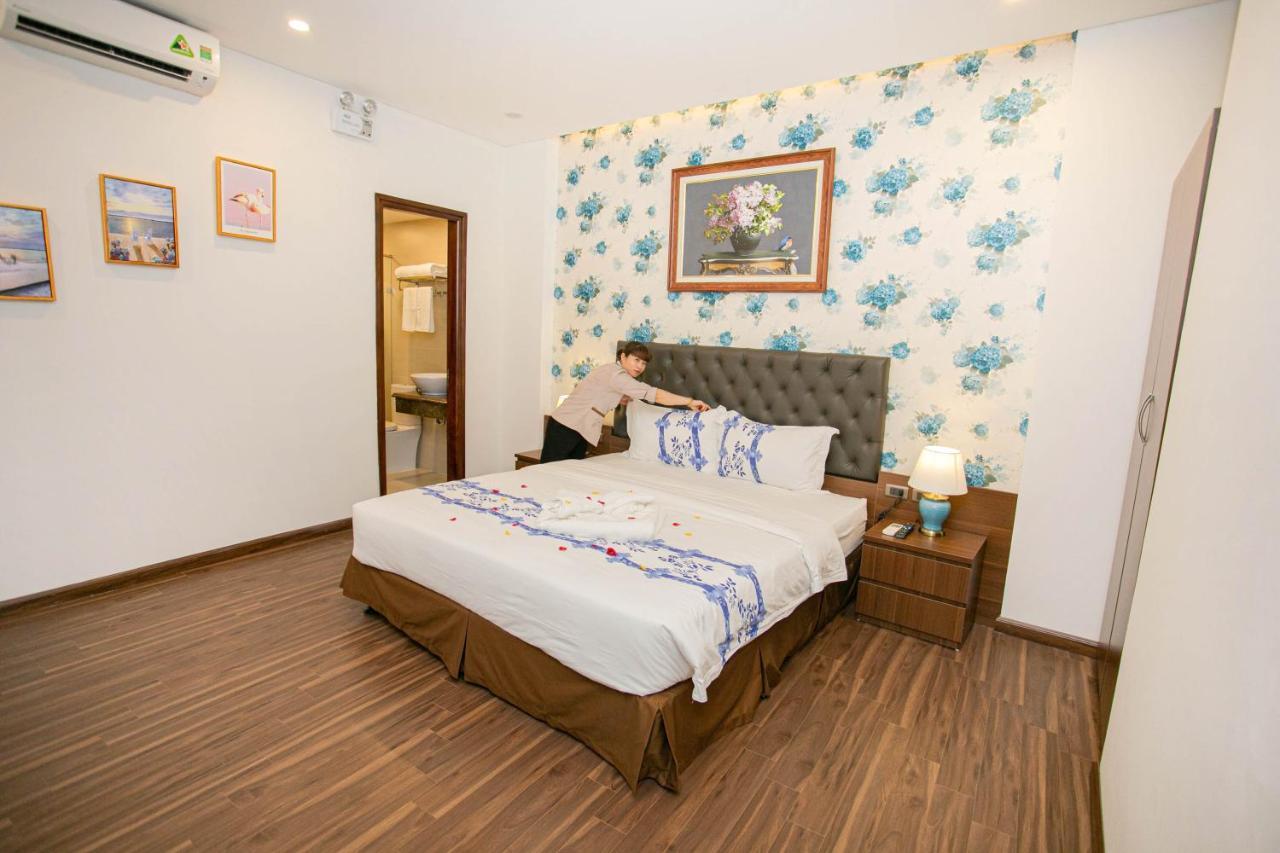 Hotel New Century 3*